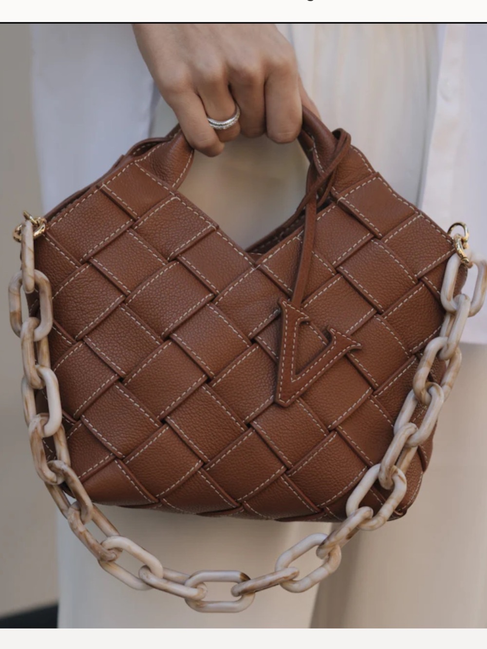 Caramel Woven Basket Bag - Picture 4 of 9